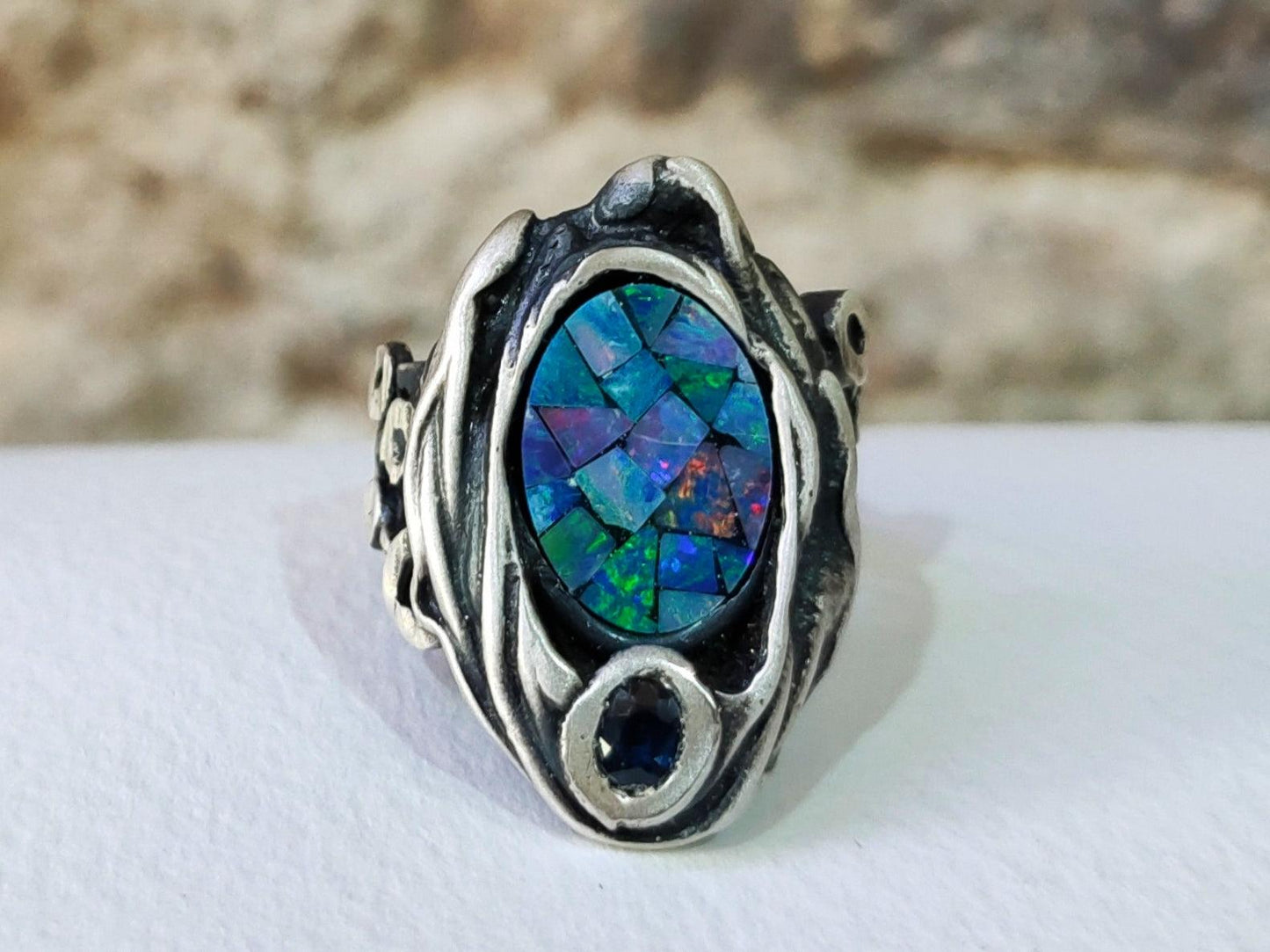 Ring with mosaic opal and natural sapphire
