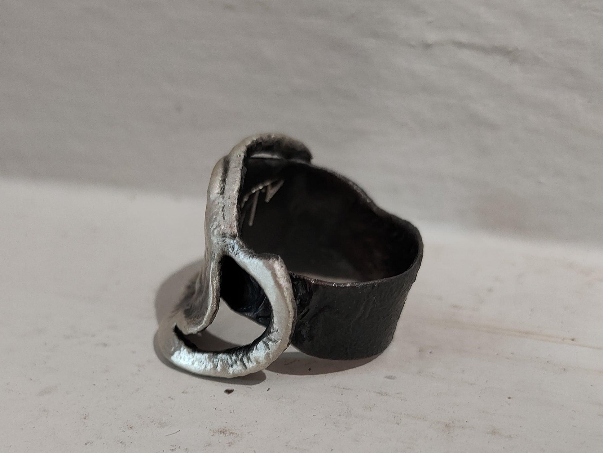 Anillo de plata único - Amparo Valencia Joyas