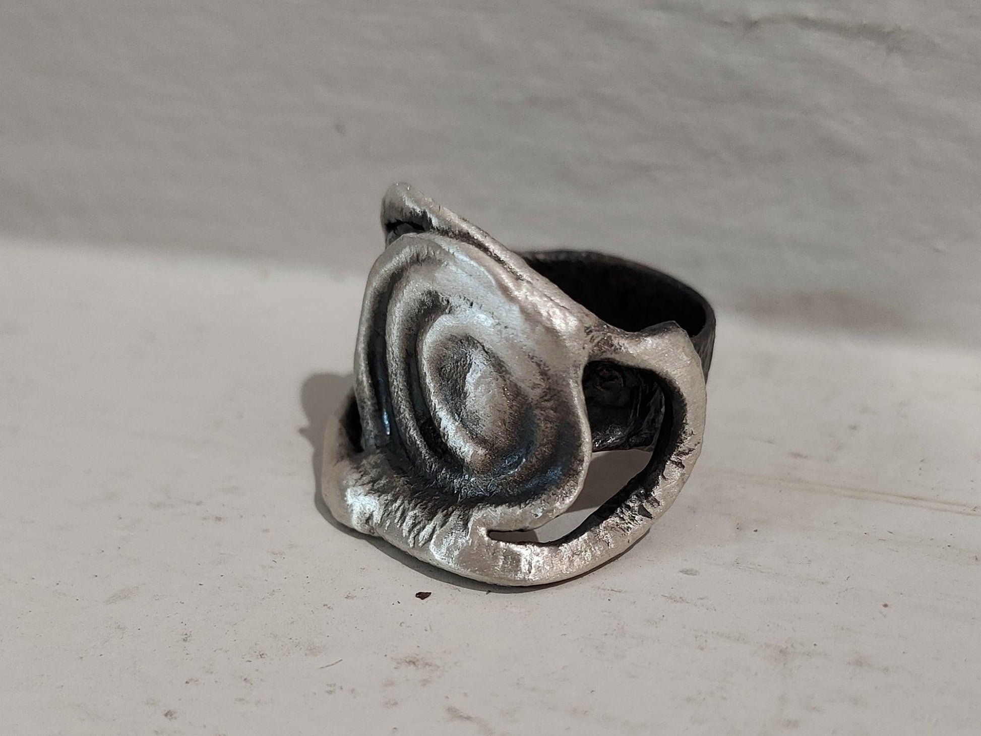 Anillo de plata único - Amparo Valencia Joyas