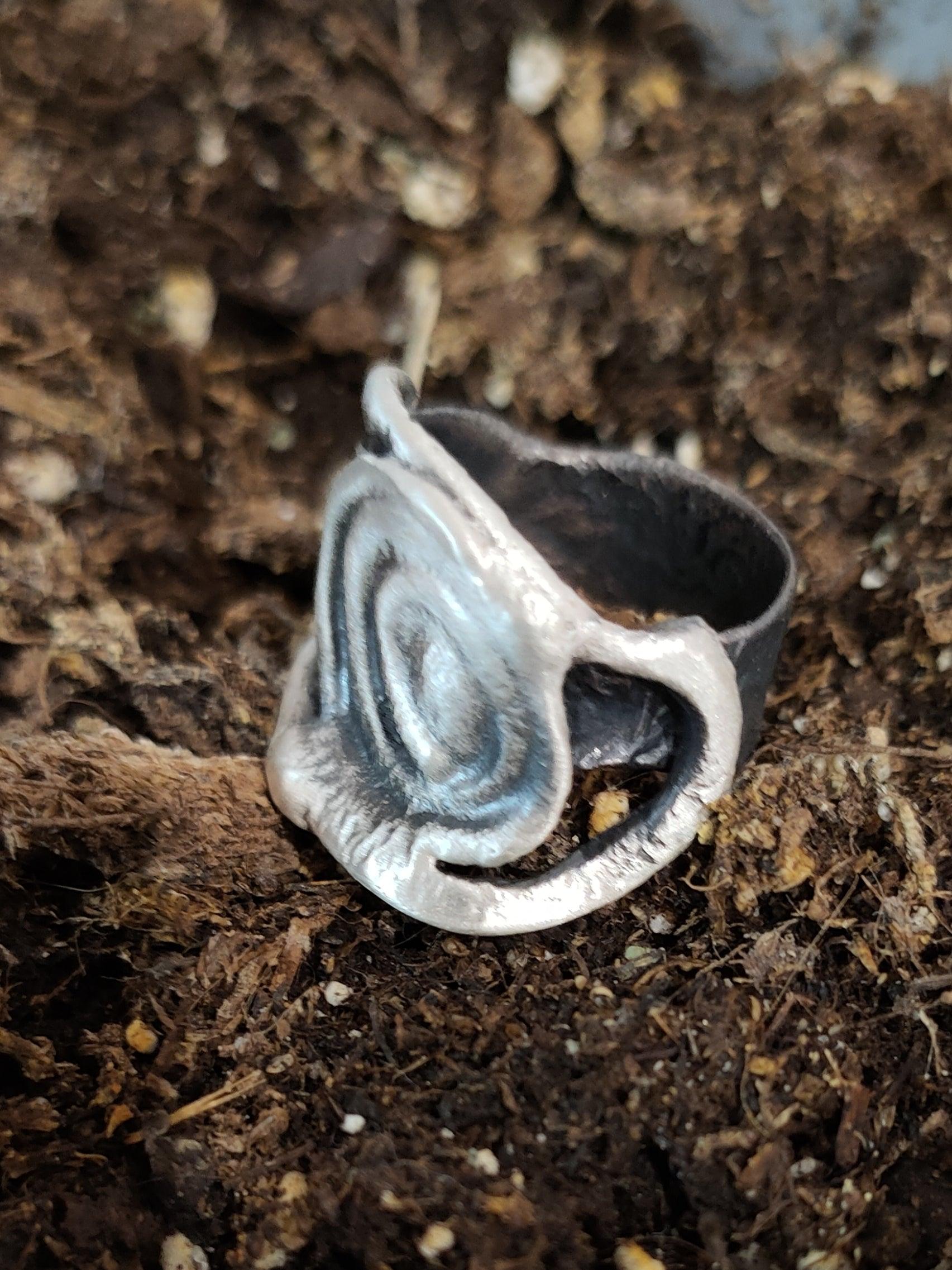 Anillo de plata único - Amparo Valencia Joyas